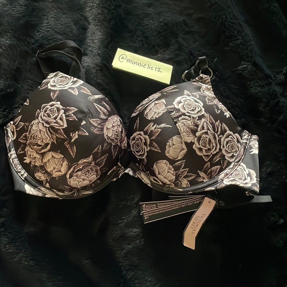 NWT sold out Victoria’s secret rose print bra size 32d very sexy